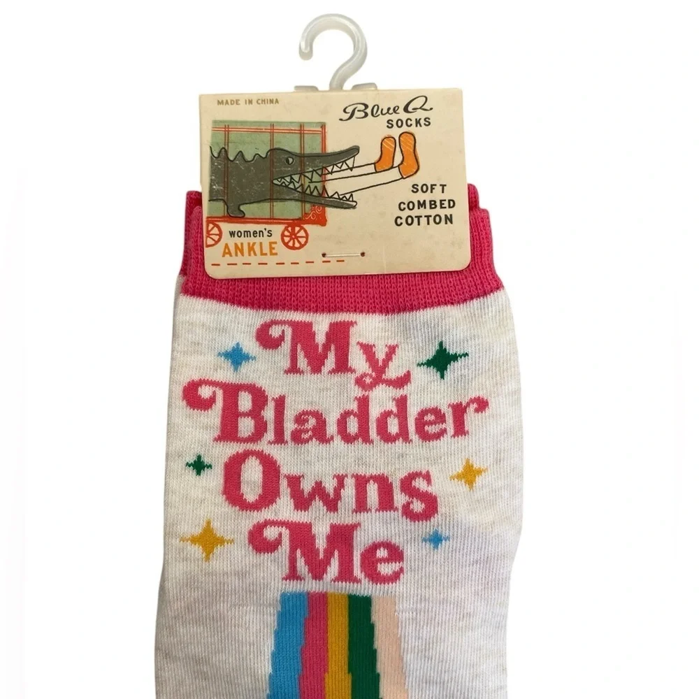 Blue Q My Bladder Owns Me Women's Novelty Ankle Socks Multicolor Rainbow Funny